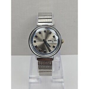Vintage Timex Marlin 26850 Manual Wind Day Date Sunburst Dial Blue Index 35mm